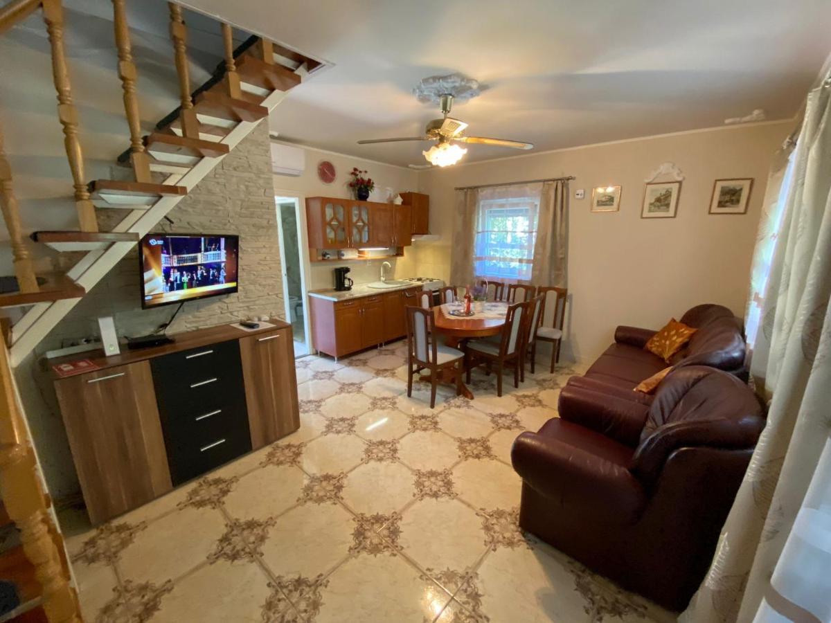 Sommer Ferienhaus بالاتونسزارسكو المظهر الخارجي الصورة